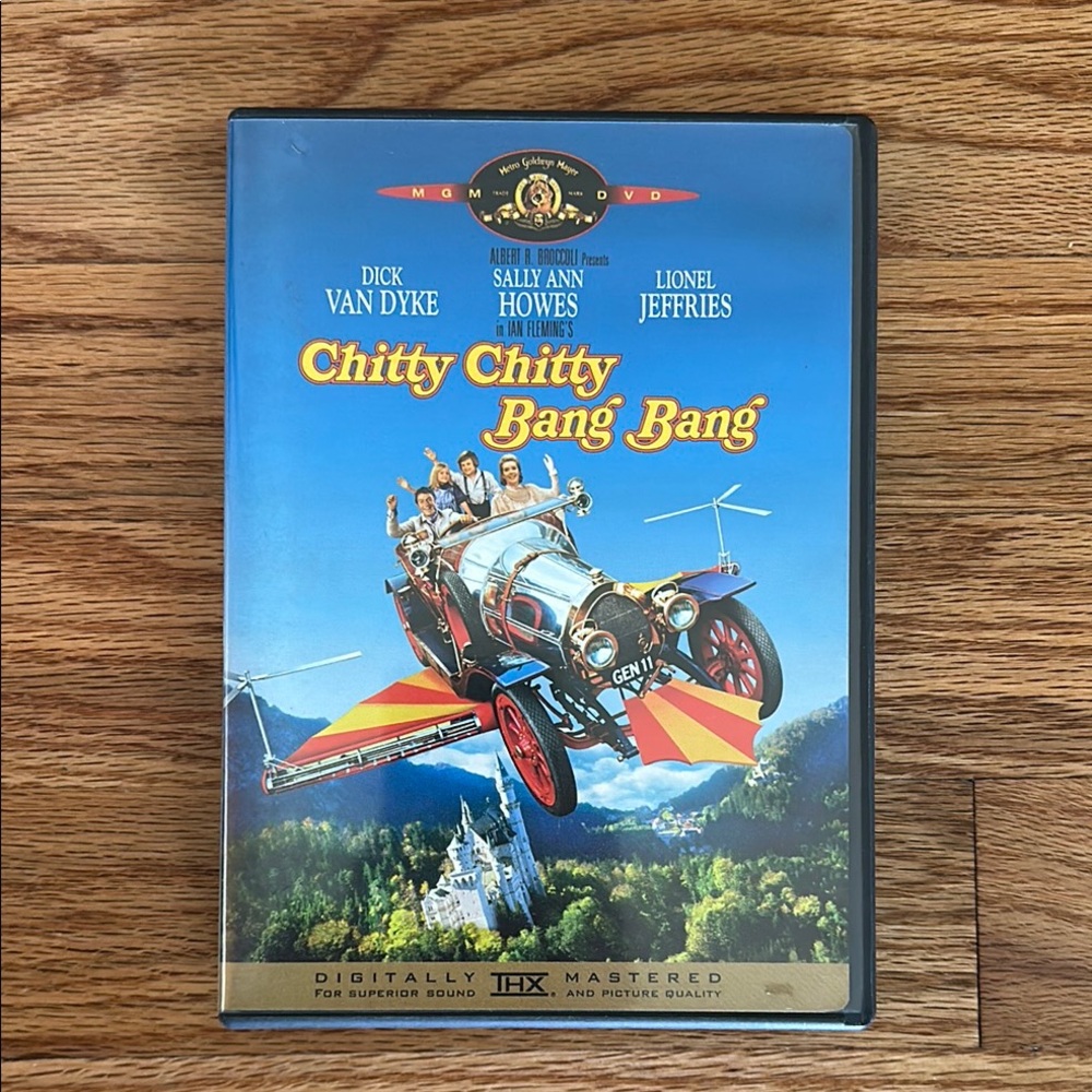 🍿3/$10 Chitty Chitty Bang Bang DVD with Special Features - 1968 ‧ Family/Musical